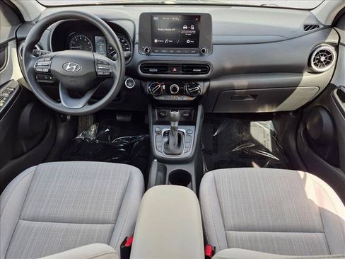 Used 2022 Hyundai Kona SEL FWD image 16
