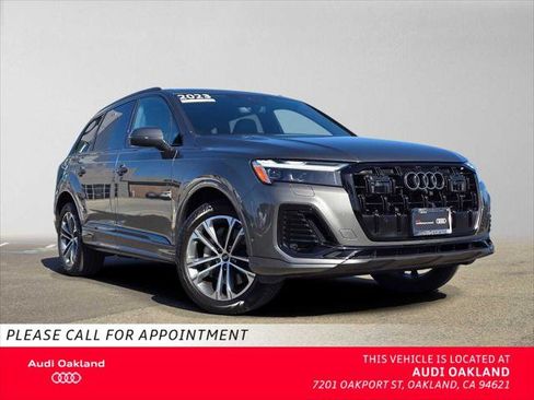 Certified 2025 Audi Q7 2.0T Premium w/ Convenience Plus Package AWD/4WD image 1