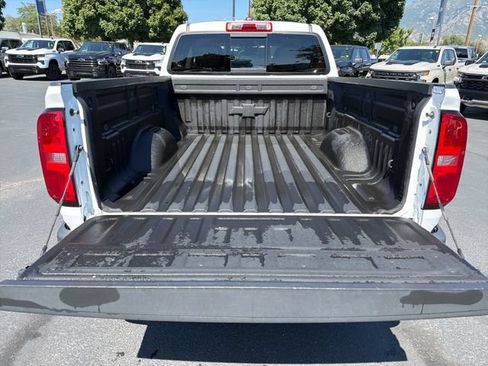 Used 2022 Chevrolet Colorado LT w/ Safety Package AWD/4WD image 26