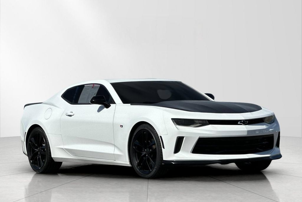 Used 2017 Chevrolet Camaro LS RWD image 8