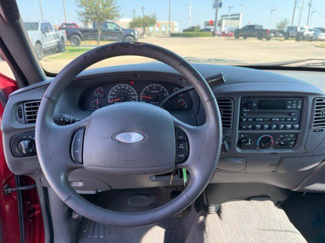 Used 2002 Ford F150 XLT AWD/4WD image 14