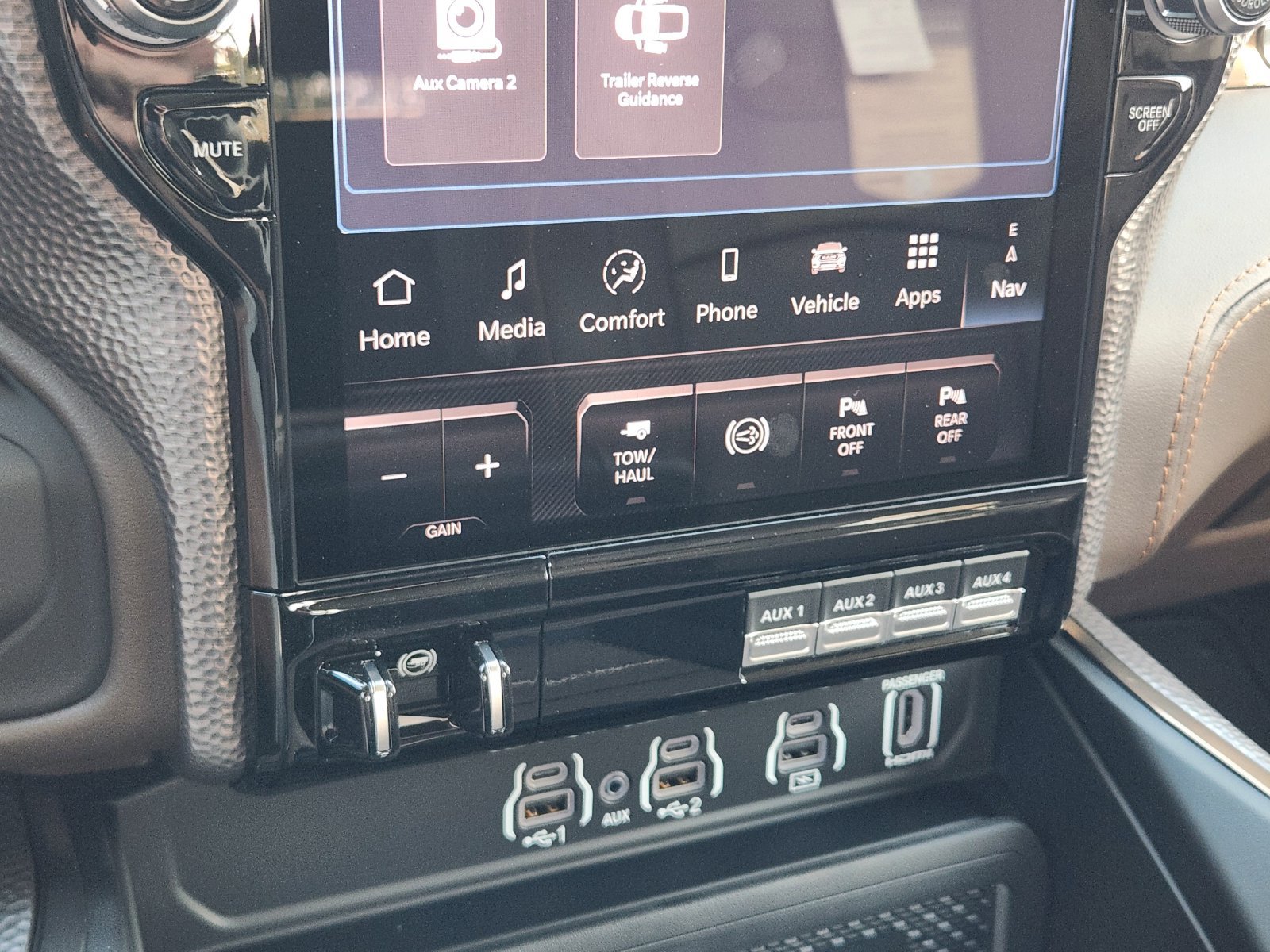 New 2027 RAM 2500 Limited AWD/4WD image 19