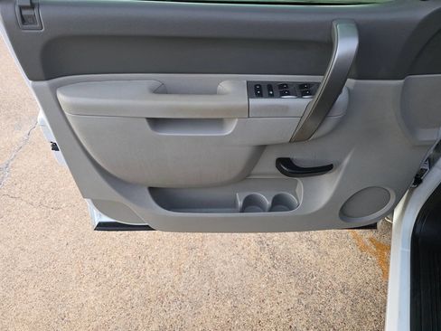 Used 2013 Chevrolet Silverado 1500 W/T image 21