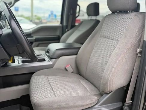 Used 2017 Ford F150 XLT w/ Equipment Group 302A Luxury AWD/4WD image 13