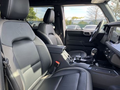 New 2025 Ford Bronco Outer Banks image 26