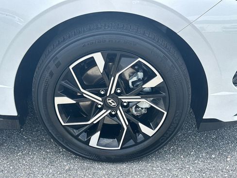Used 2025 Hyundai Sonata SEL FWD image 12