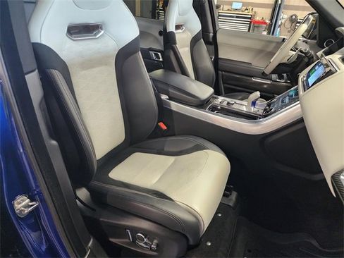 Used 2022 Land Rover Range Rover Sport SVR image 29