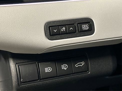 New 2026 Subaru Solterra image 35