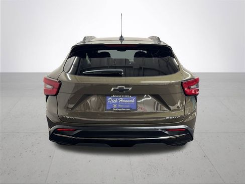 Used 2024 Chevrolet Trax ACTIV image 5