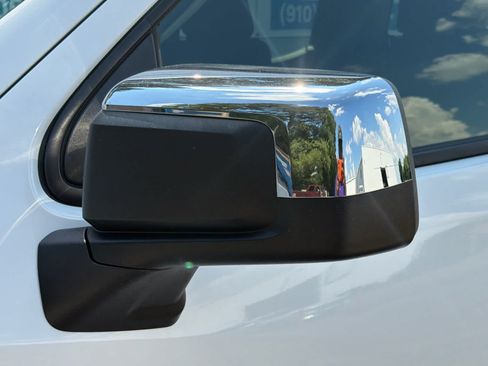 Used 2025 Chevrolet Silverado 1500 LT RWD image 12