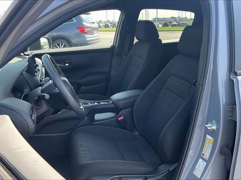 Used 2024 Honda HR-V Sport image 5