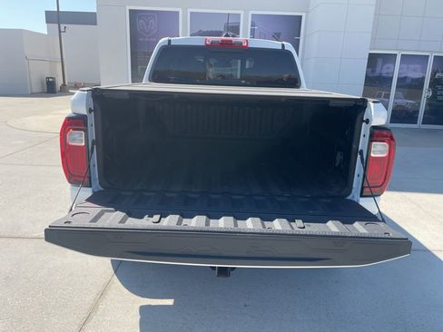 Used 2024 GMC Canyon AT4 w/ Canyon Safety Plus Package image 3