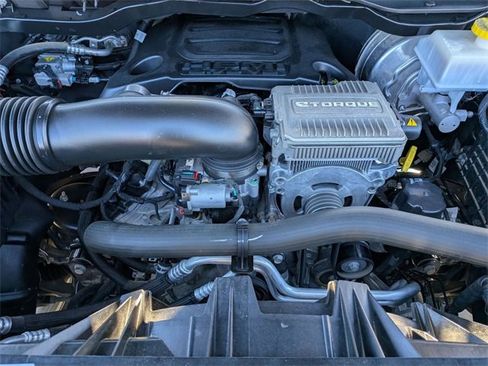 Used 2024 RAM 1500 Laramie image 29