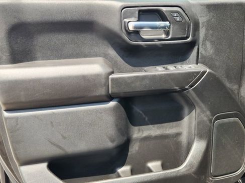 Used 2024 Chevrolet Silverado 1500 Custom image 22
