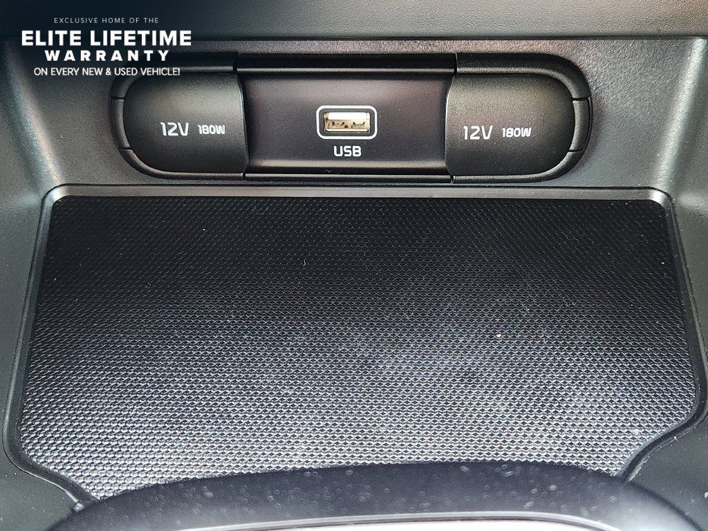 Used 2020 Kia Soul X-Line FWD image 21