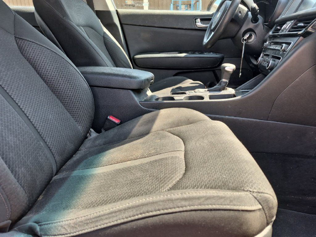 Used 2018 Kia Optima LX FWD image 15