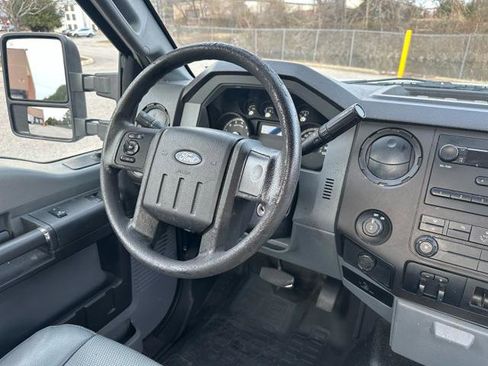 Used 2016 Ford F250 XL w/ Power Equipment Group image 14