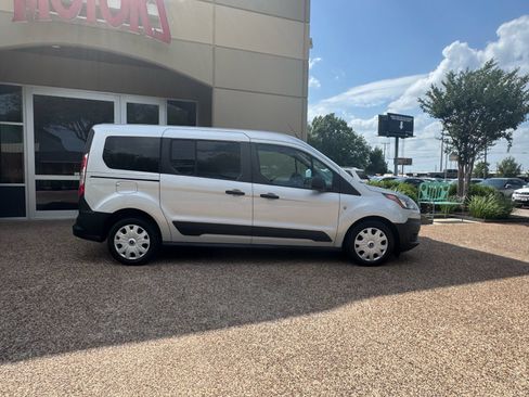 Used 2022 Ford Transit Connect XL FWD image 8