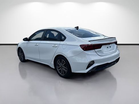 Used 2022 Kia Forte GT-Line w/ GT-Line Technology Package FWD image 5