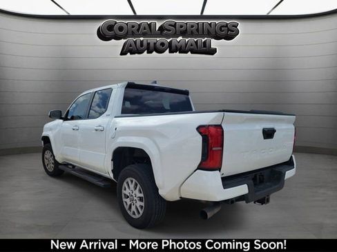 Used 2025 Toyota Tacoma SR5 RWD image 2