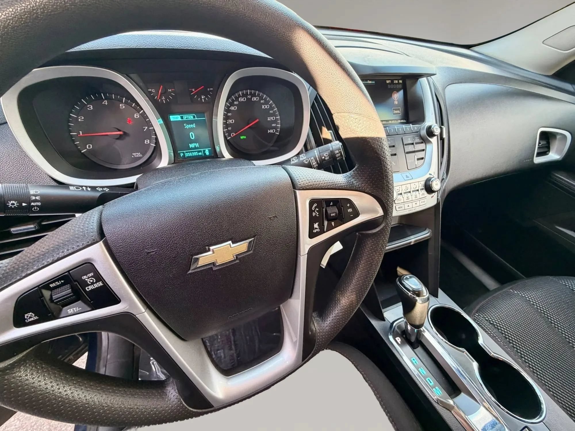 Used 2017 Chevrolet Equinox LT AWD/4WD image 11