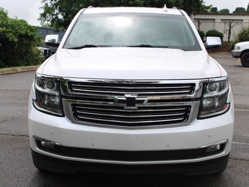 Used 2019 Chevrolet Tahoe Premier AWD/4WD image 4