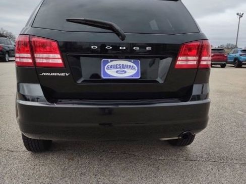 Used 2018 Dodge Journey SE w/ Blacktop Package image 4