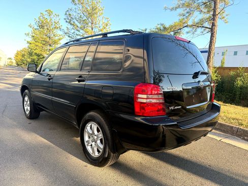 Used 2001 Toyota Highlander 4WD V6 image 2