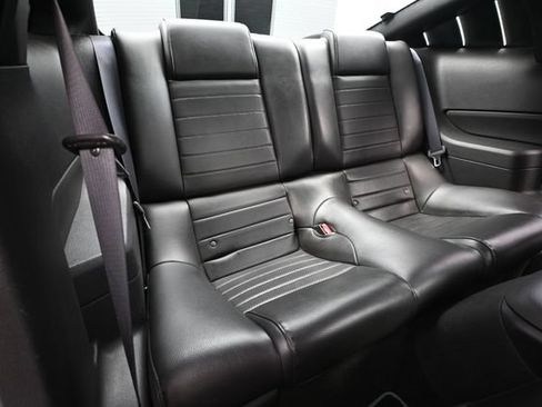 Used 2006 Ford Mustang GT Premium RWD image 36