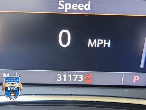 Certified 2023 GMC Terrain SLT w/ Tech Package FWD image 26
