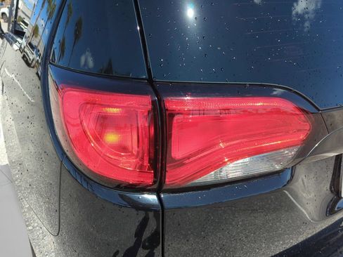 Used 2024 Chrysler Voyager LX FWD image 45