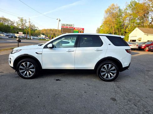 Used 2017 Land Rover Discovery Sport HSE Luxury image 8