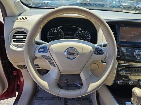 Used 2015 Nissan Pathfinder SL w/ SL Premium Package FWD image 25