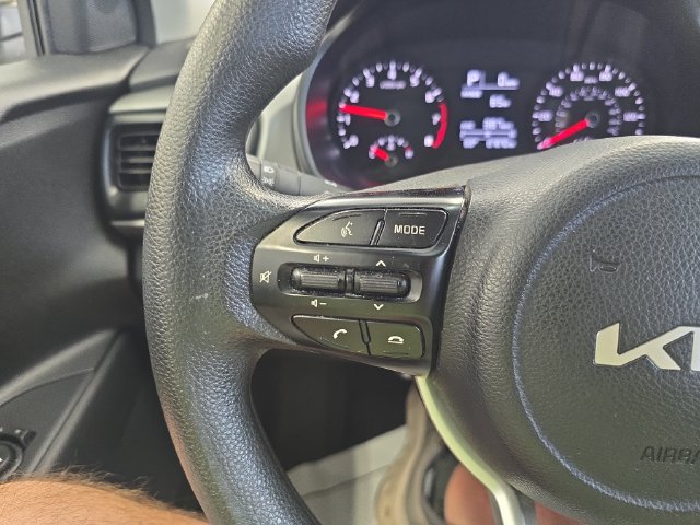 Used 2022 Kia Rio LX FWD image 18
