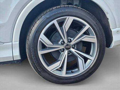 Used 2023 Audi Q4 e-tron Premium Plus w/ Premium Plus image 20