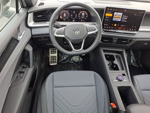 New 2026 Volkswagen Tiguan SE R-Line AWD/4WD image 7