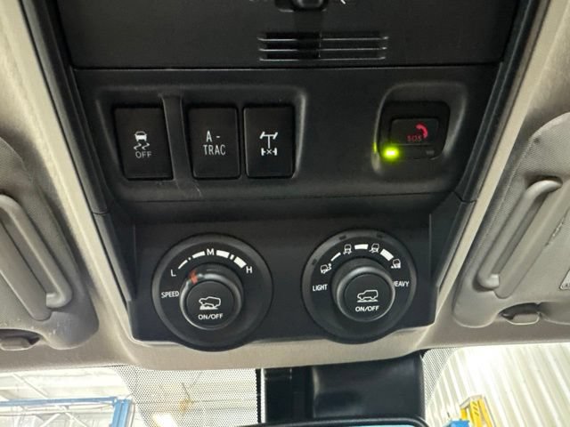 Used 2021 Toyota 4Runner TRD Off-Road AWD/4WD image 48