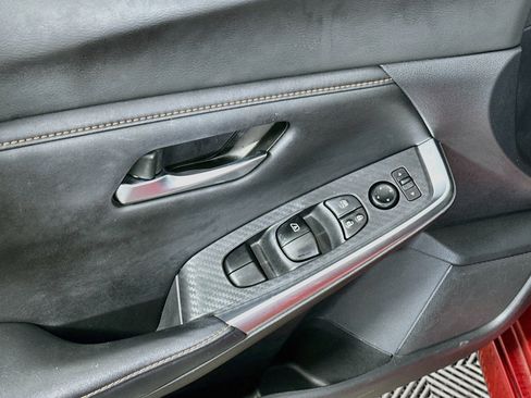 Used 2023 Nissan Sentra SR w/ Electronics Package FWD image 15