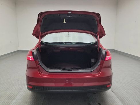 Used 2017 Ford Focus Titanium image 29