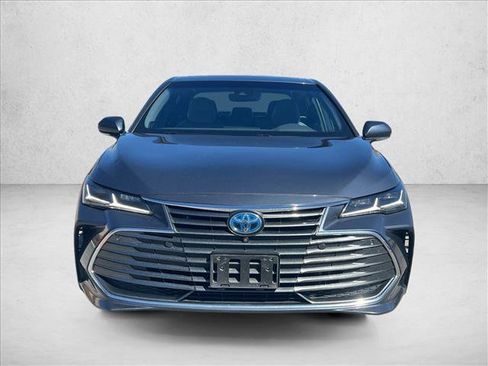 Used 2020 Toyota Avalon Limited w/ Advanced Safety Package image 2