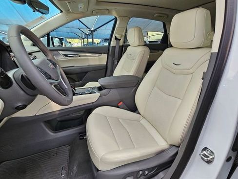 New 2025 Cadillac XT5 Premium Luxury w/ Technology Package image 28