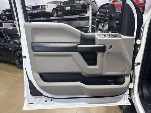 Used 2017 Ford F350 XL w/ Power Equipment Group AWD/4WD image 74
