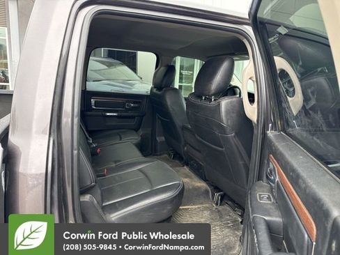 Used 2018 RAM 1500 Laramie w/ Convenience Group image 9