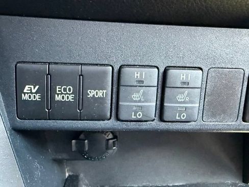 Used 2016 Toyota RAV4 Limited w/ Advanced Technology Package AWD/4WD image 25