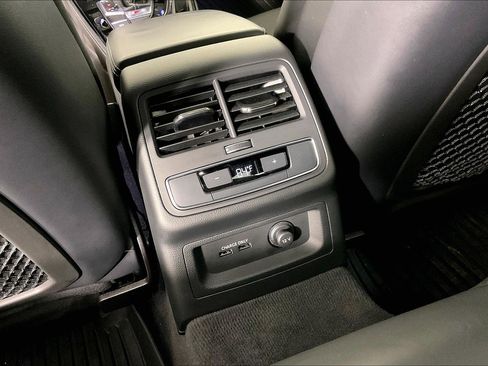 Used 2023 Audi S4 Premium Plus w/ Premium Plus Package image 36