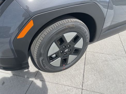 New 2026 Hyundai Santa Fe SE FWD image 9