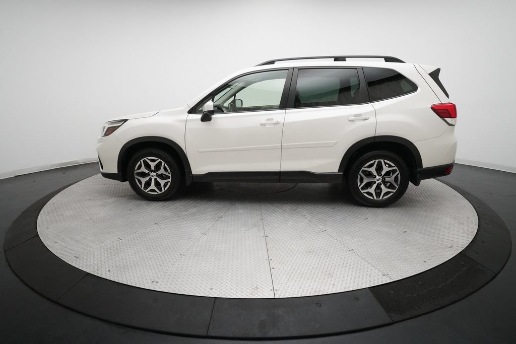 Used 2020 Subaru Forester Premium AWD/4WD image 24