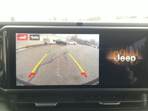 New 2026 Jeep Wrangler Unlimited Sahara AWD/4WD image 21