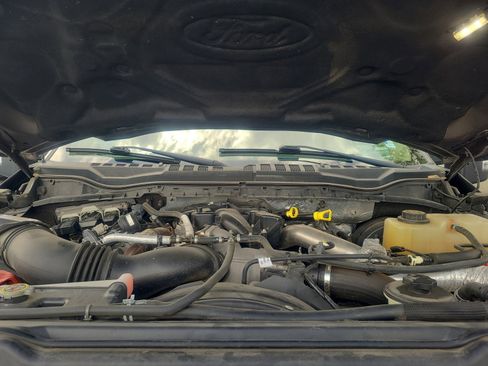 Certified 2017 Ford F250 Lariat w/ Chrome Package AWD/4WD image 21