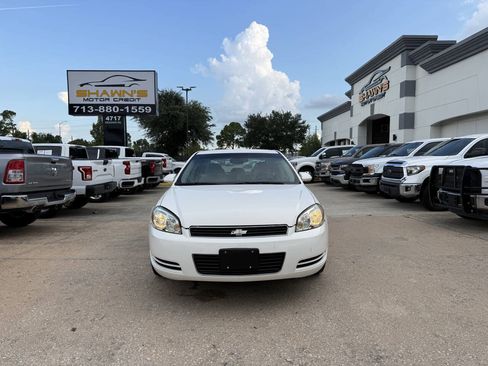 Used 2008 Chevrolet Impala LT FWD image 38